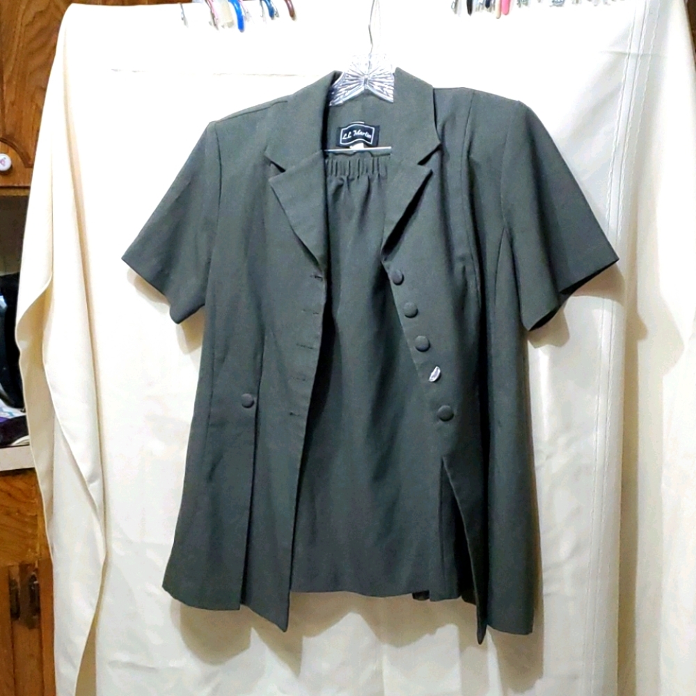 2Pc Women's Skirt Suit